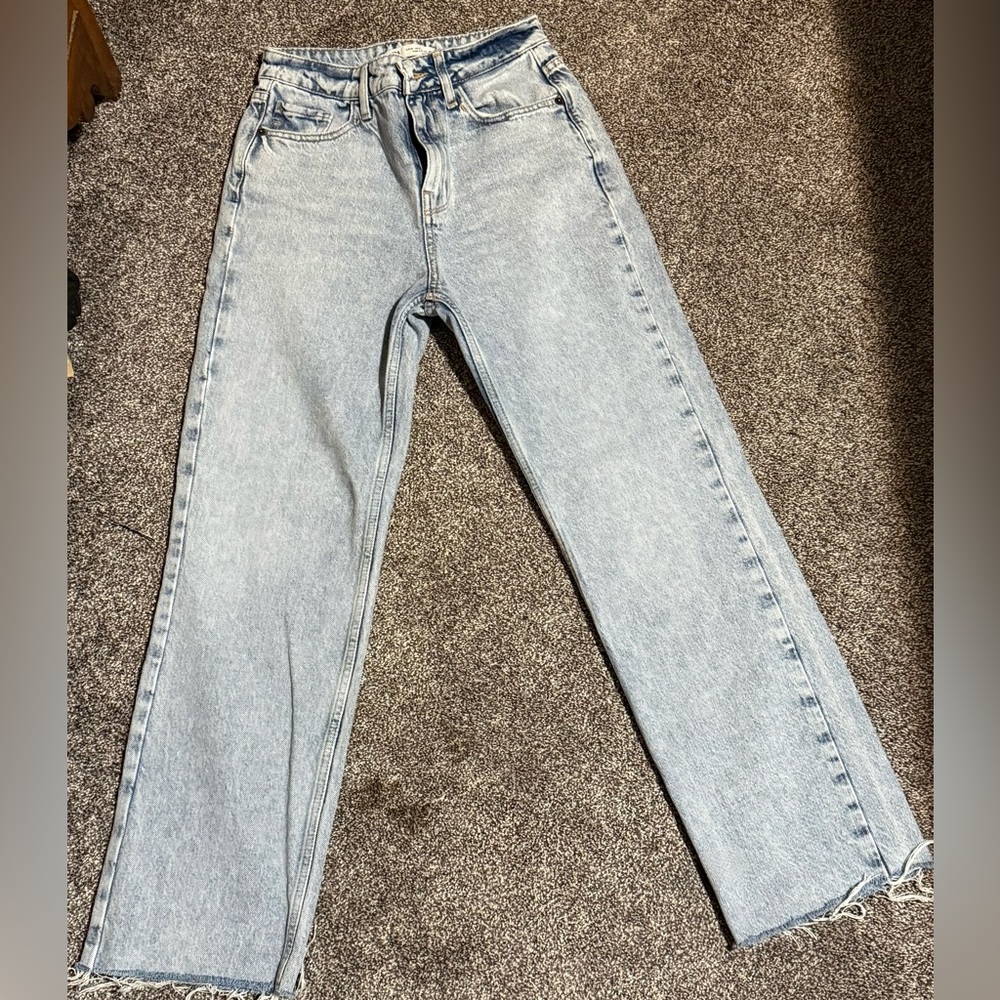Zara High Rise Wide Leg Jeans Raw Hem Light Wash Size 2
